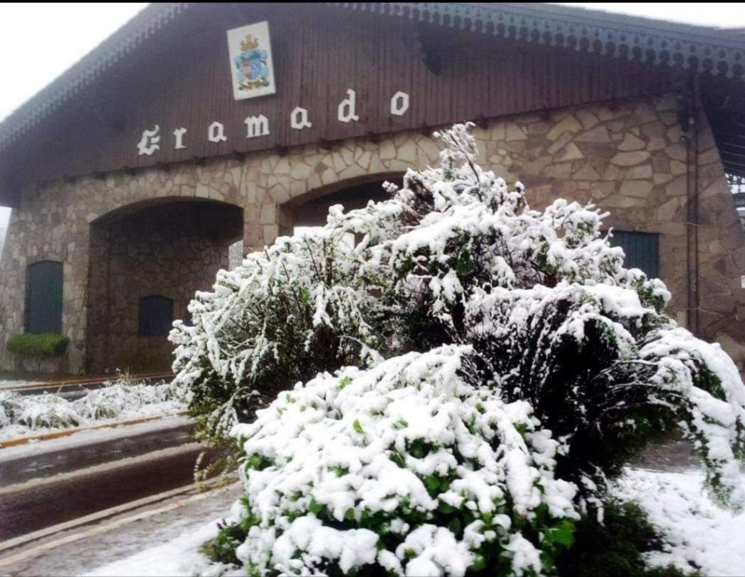 Casa Nobre Gramadoヴィラ エクステリア 写真